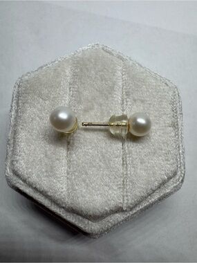 Vintage 14K 585 Solid Yellow Gold Pearl Earrings Natural Fine Jewelry